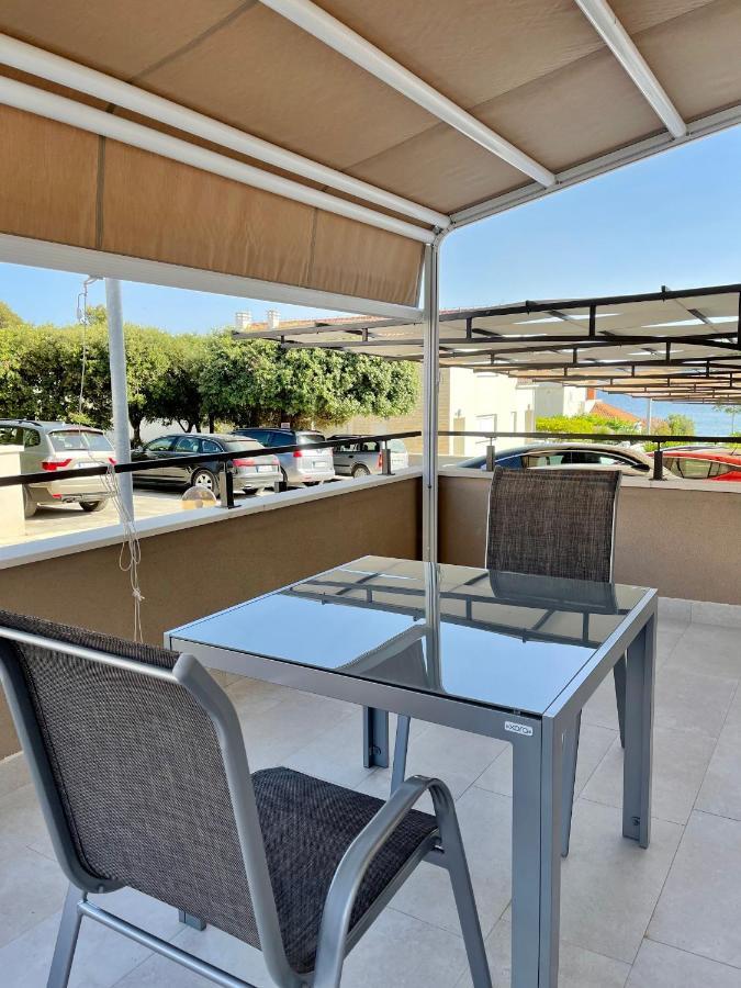 Apartments Prestige Petrcane Exterior photo